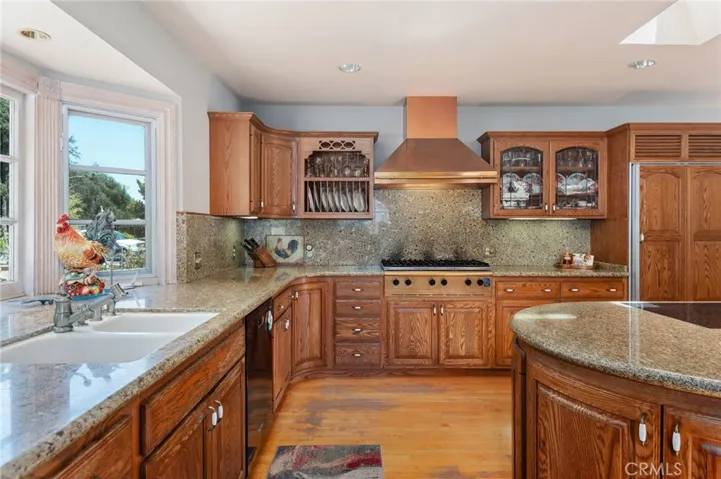 22434 Lassen Street, Chatsworth, California 91311