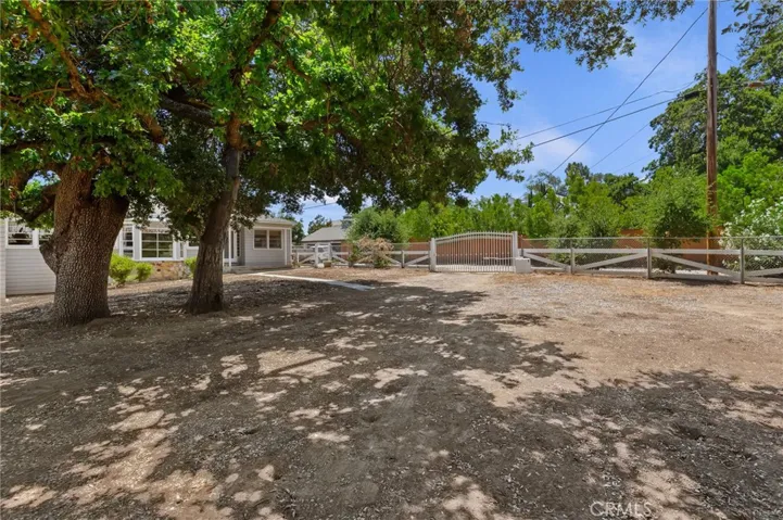 22434 Lassen Street, Chatsworth, California 91311