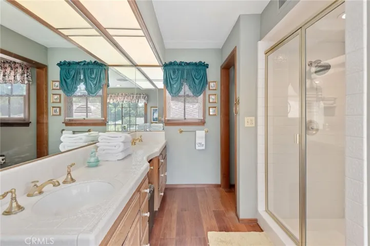 22434 Lassen Street, Chatsworth, California 91311