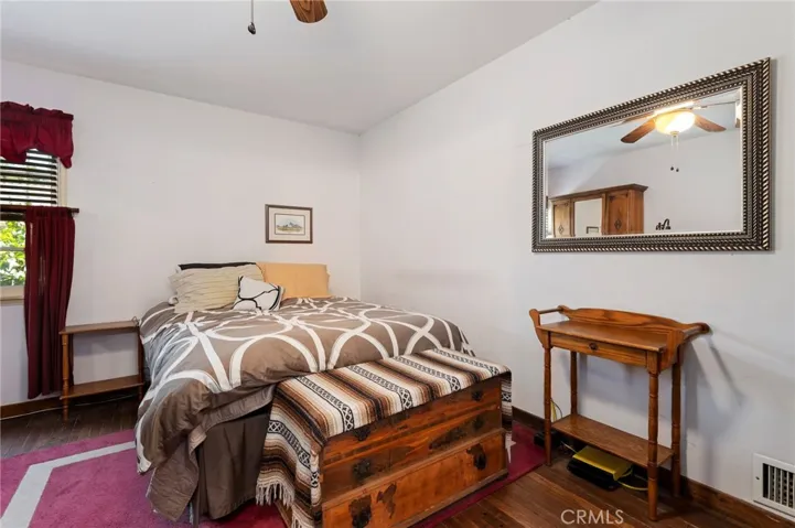 22434 Lassen Street, Chatsworth, California 91311