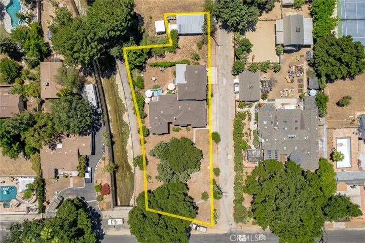 22434 Lassen Street, Chatsworth, California 91311