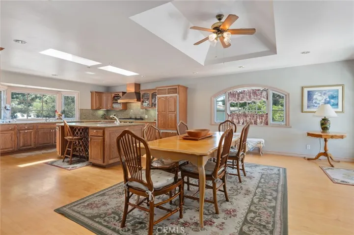 22434 Lassen Street, Chatsworth, California 91311