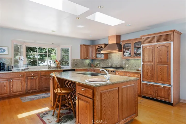 22434 Lassen Street, Chatsworth, California 91311