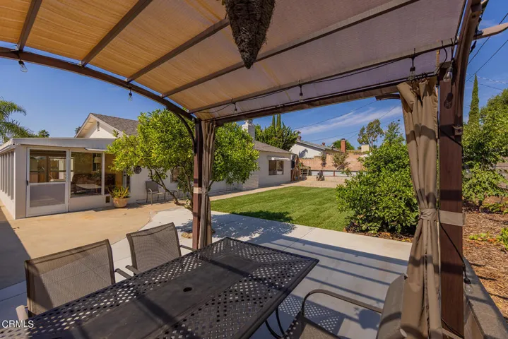 105 Valley Ridge