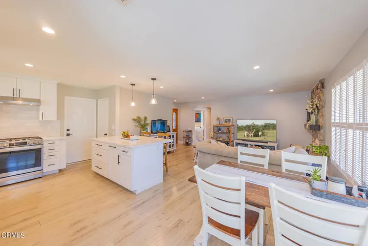 105 Valley Ridge