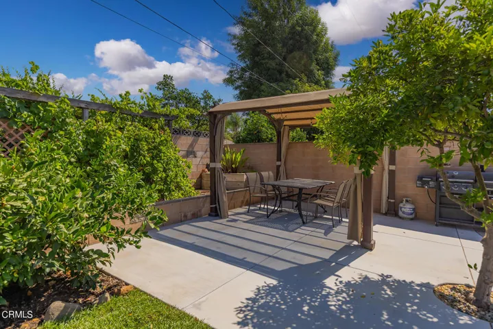 105 Valley Ridge