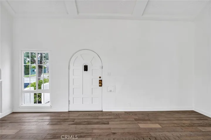 546 N Martel Avenue, Los Angeles, California 90036