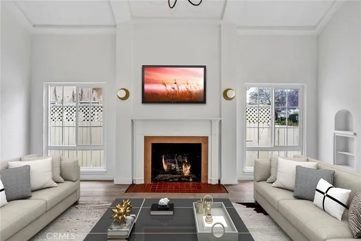 546 N Martel Avenue, Los Angeles, California 90036
