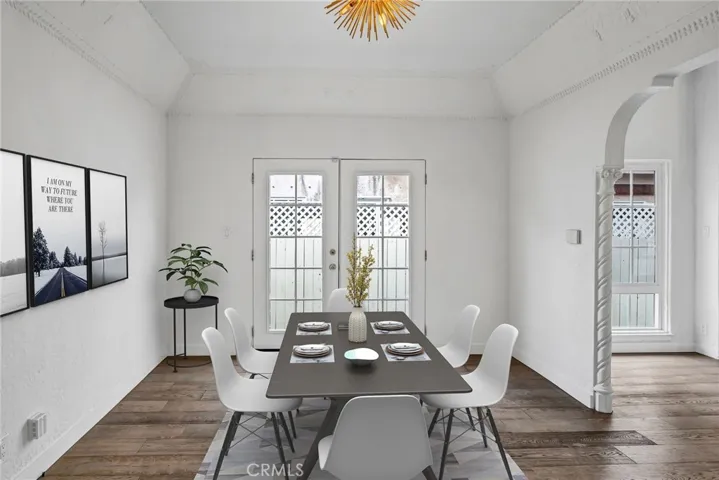 546 N Martel Avenue, Los Angeles, California 90036
