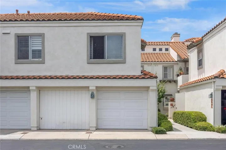 11 Via Lavendera, Rancho Santa Margarita, California 92688