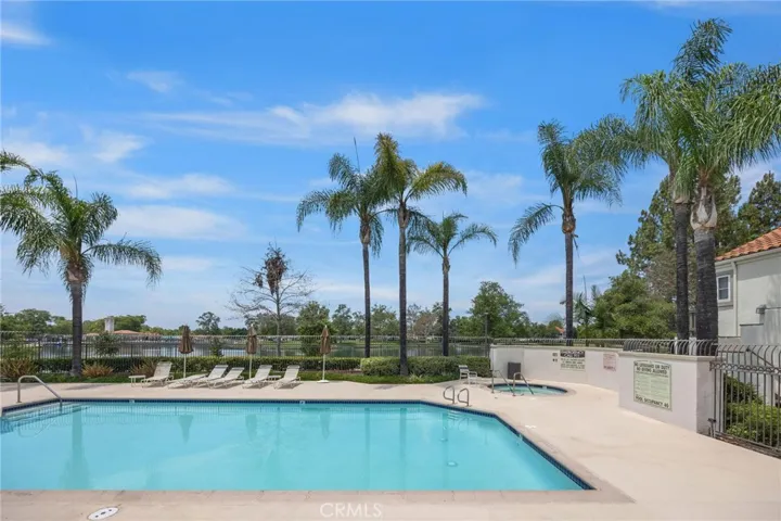 11 Via Lavendera, Rancho Santa Margarita, California 92688
