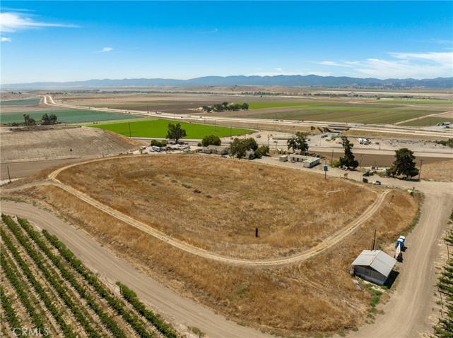 50577 Wild Horse Road, King City, California 93930