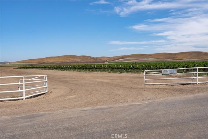 50577 Wild Horse Road, King City, California 93930