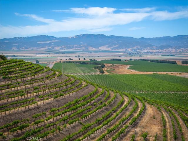 50577 Wild Horse Road, King City, California 93930
