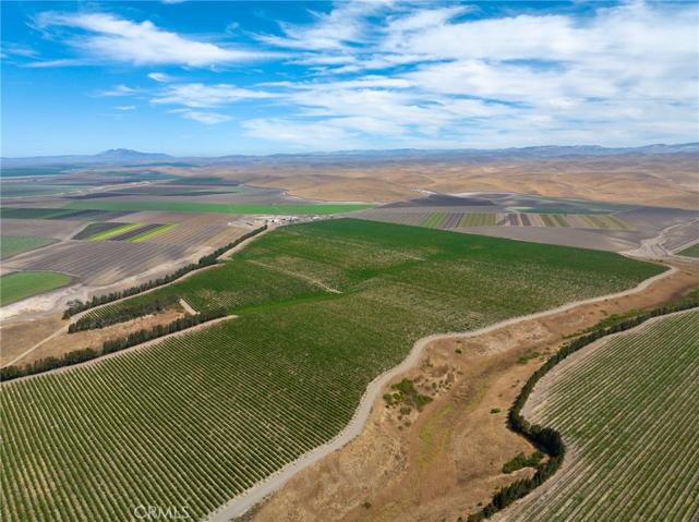 50577 Wild Horse Road, King City, California 93930