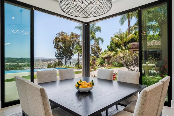 15465 Las Planideras, Rancho Santa Fe, California 92067