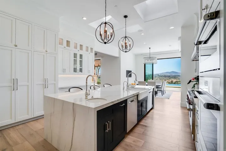 15465 Las Planideras, Rancho Santa Fe, California 92067