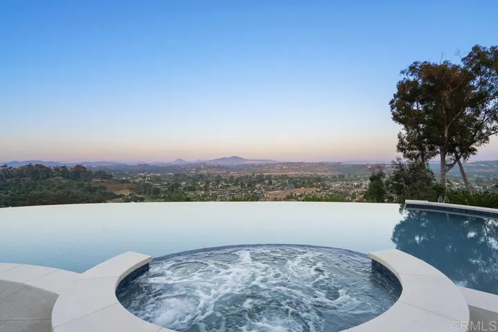 15465 Las Planideras, Rancho Santa Fe, California 92067