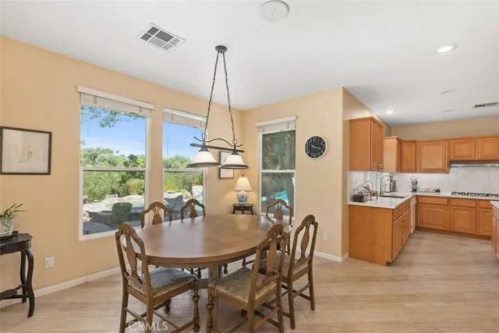 14185 Ashton Lane, Riverside, California 92508