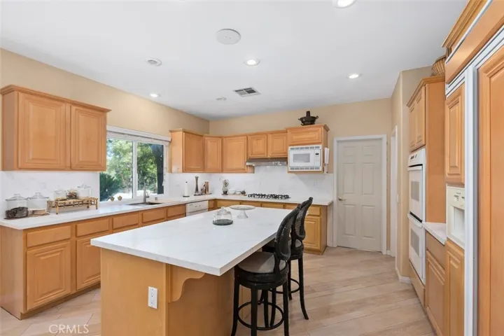 14185 Ashton Lane, Riverside, California 92508