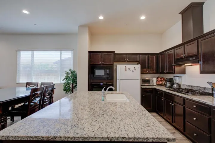 167 Barker Lane, Merced, California 95348