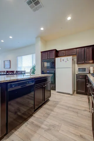 167 Barker Lane, Merced, California 95348