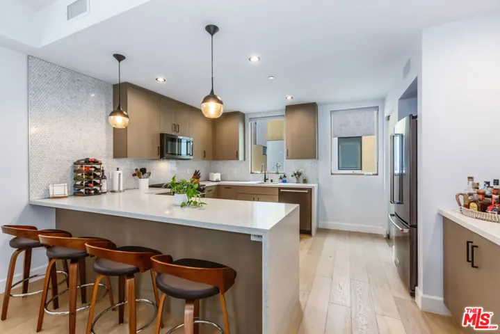 11404 W Talia Court, Studio City, California 91602