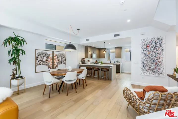 11404 W Talia Court, Studio City, California 91602