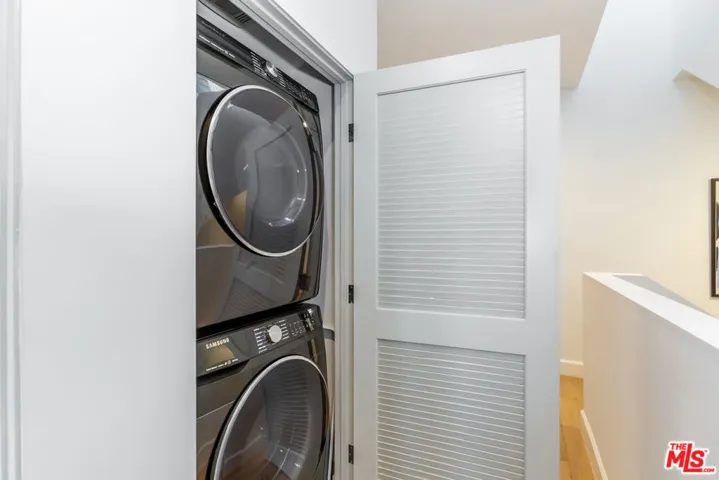 11404 W Talia Court, Studio City, California 91602