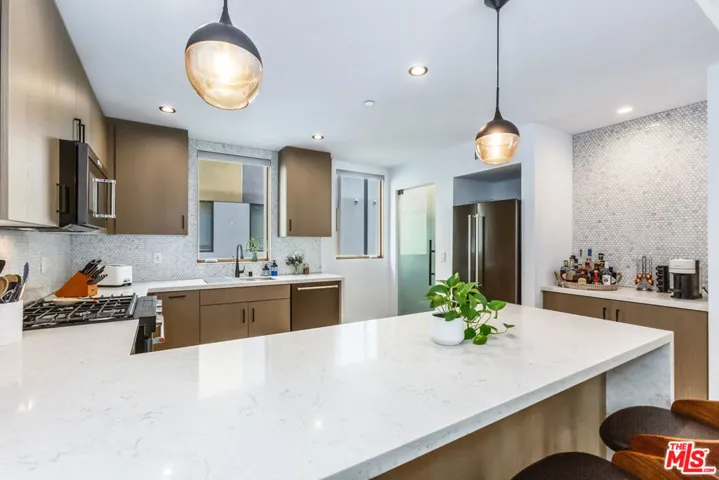 11404 W Talia Court, Studio City, California 91602