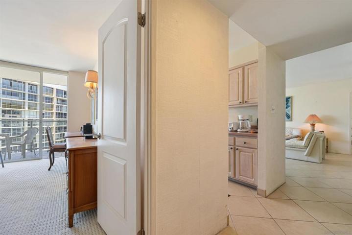1760 Avenida Del Mundo Unit 1110, Coronado, California 92118