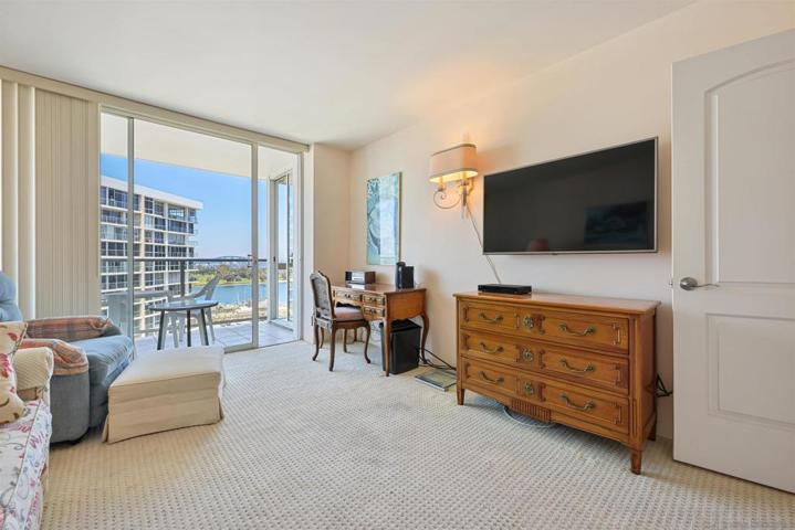 1760 Avenida Del Mundo Unit 1110, Coronado, California 92118