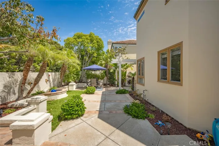 6546 Morningside Drive, Huntington Beach, California 92648