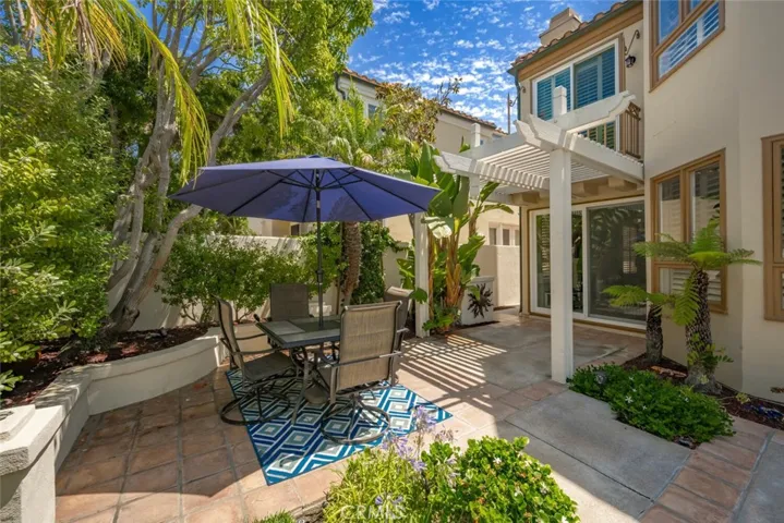 6546 Morningside Drive, Huntington Beach, California 92648