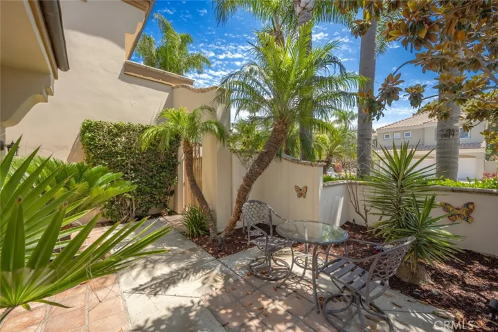 6546 Morningside Drive, Huntington Beach, California 92648