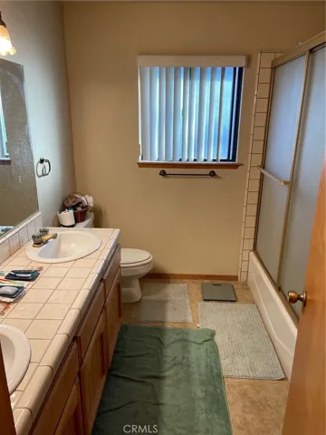 17753 Canyon Meadow Road, Victorville, California 92395