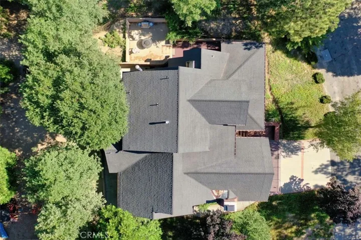 27620 Cedarwood Drive, Lake Arrowhead, California 92352