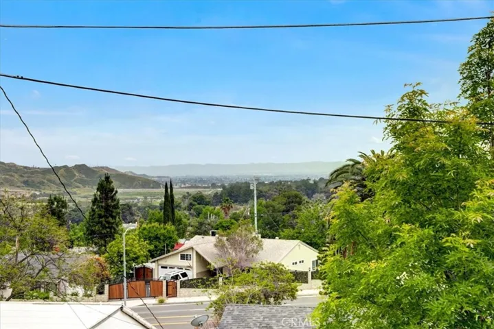 13903 Graber Avenue, Sylmar, California 91342