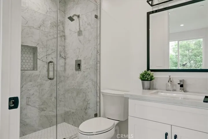 13903 Graber Avenue, Sylmar, California 91342