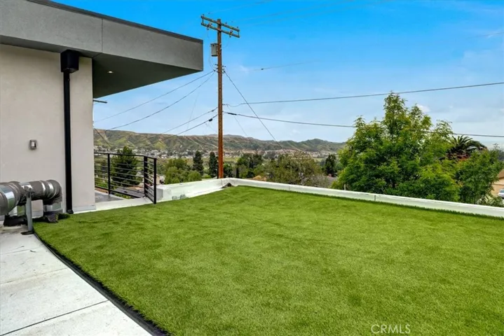 13903 Graber Avenue, Sylmar, California 91342