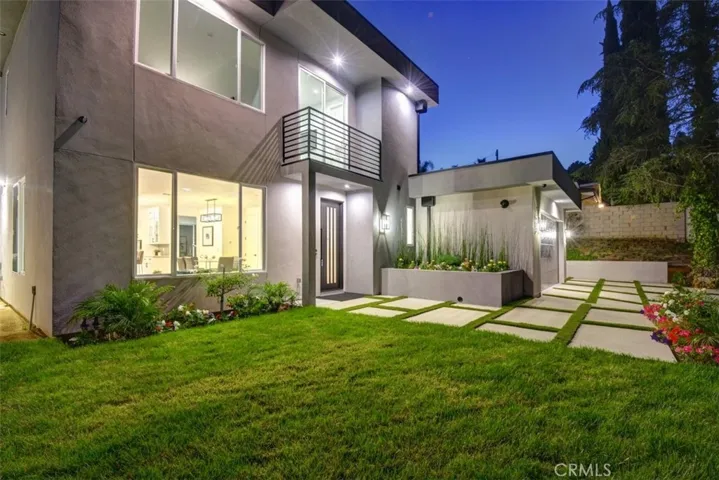 13903 Graber Avenue, Sylmar, California 91342