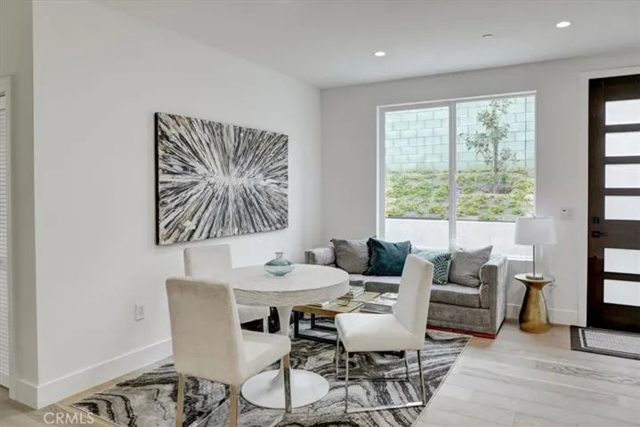 13903 Graber Avenue, Sylmar, California 91342