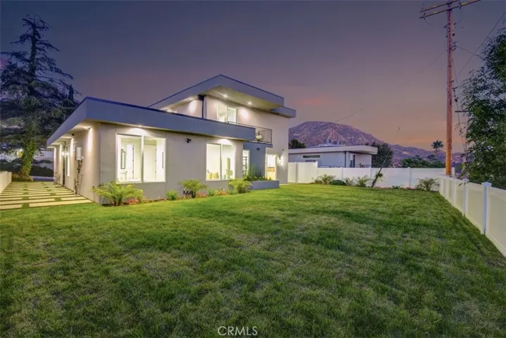 13903 Graber Avenue, Sylmar, California 91342
