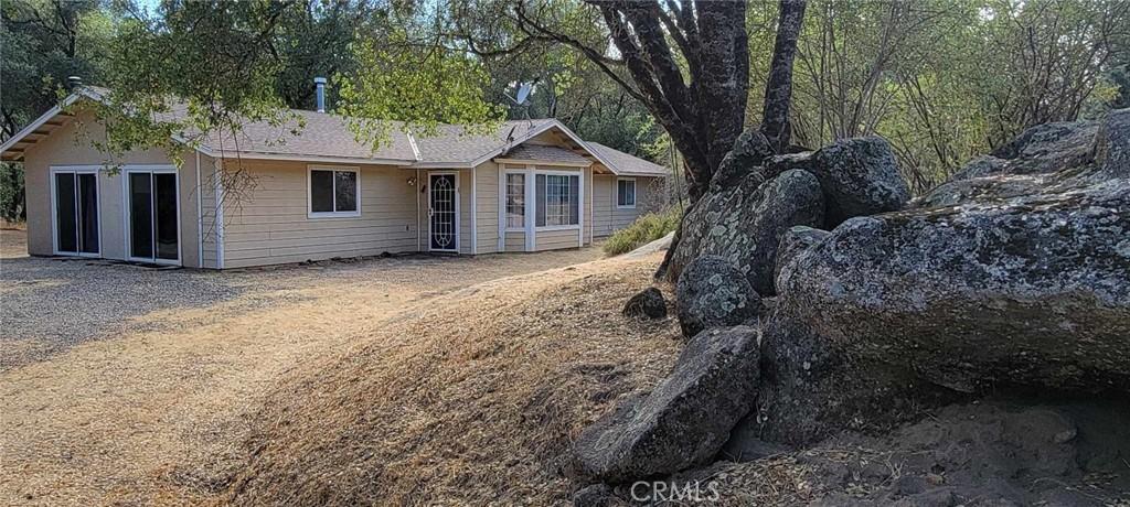 4302 Ashworth Road, Mariposa, California 95338