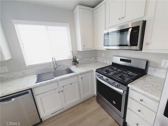 4889 Holly, Long Beach, California 90805