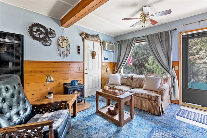 23526 Knapps Cutoff, Crestline, California 92325