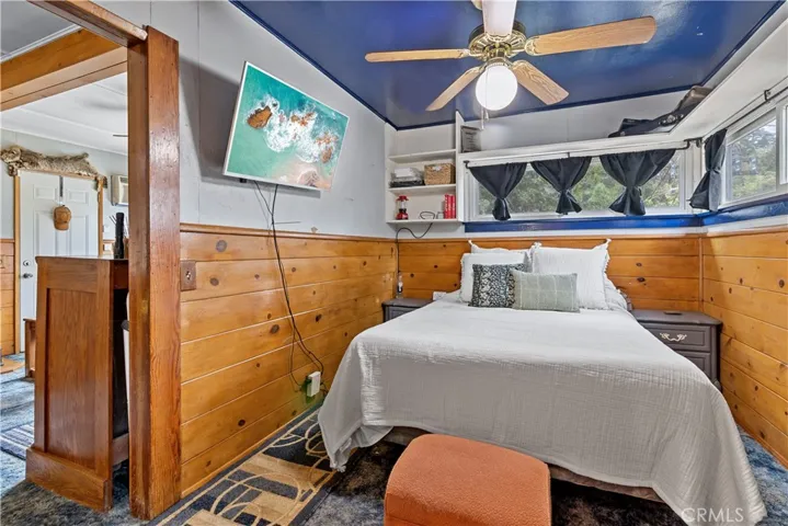 23526 Knapps Cutoff, Crestline, California 92325