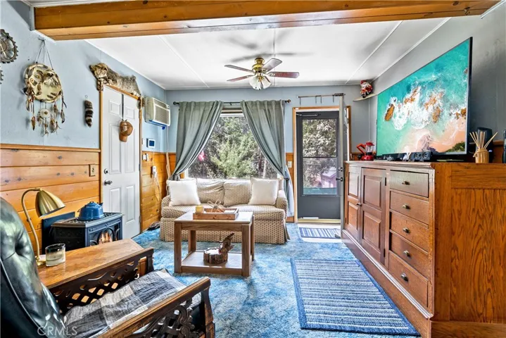 23526 Knapps Cutoff, Crestline, California 92325