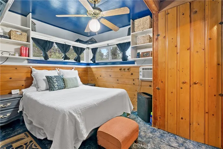 23526 Knapps Cutoff, Crestline, California 92325