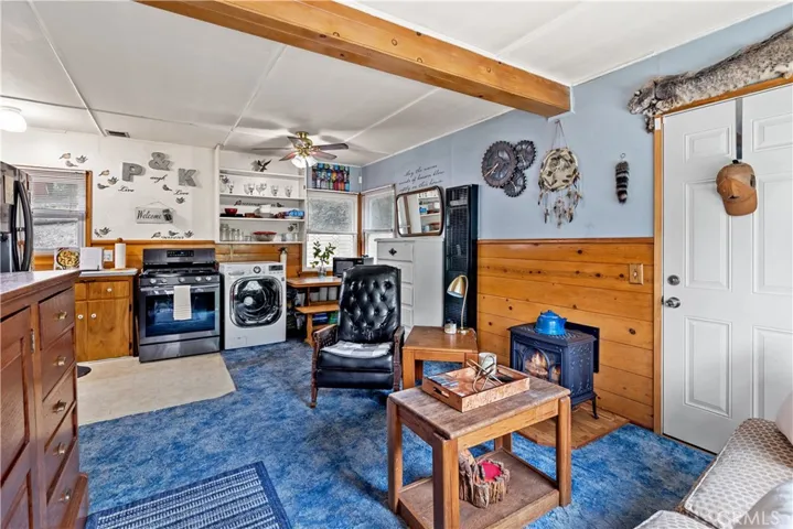 23526 Knapps Cutoff, Crestline, California 92325